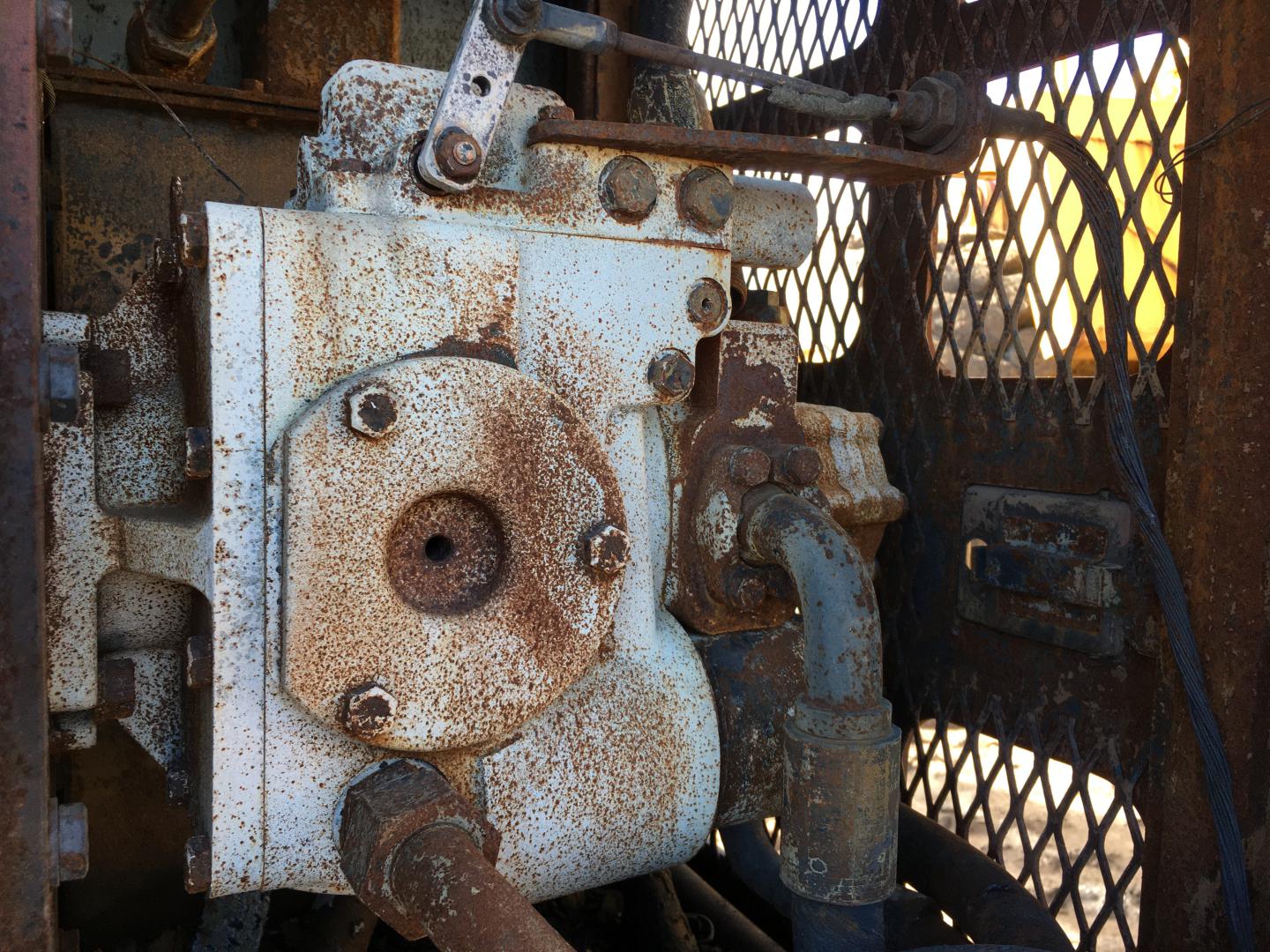 ./imagenes/INVOICE/2019/16204/EXCAVADORA CAT_312E (13).JPG